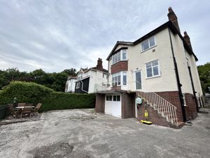 Photo 25- click for photo gallery